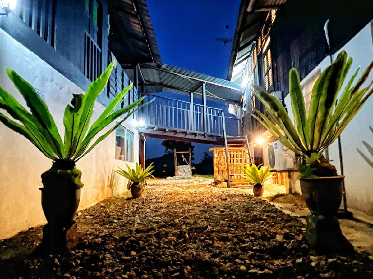 Kejora Homestay Kangar Exterior photo